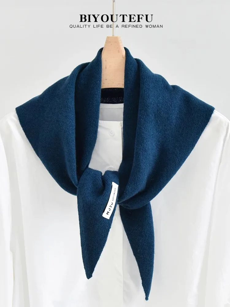 Australian Wool Knitted Triangle Scarf – Women's Warm Autumn Winter Neck Shawl