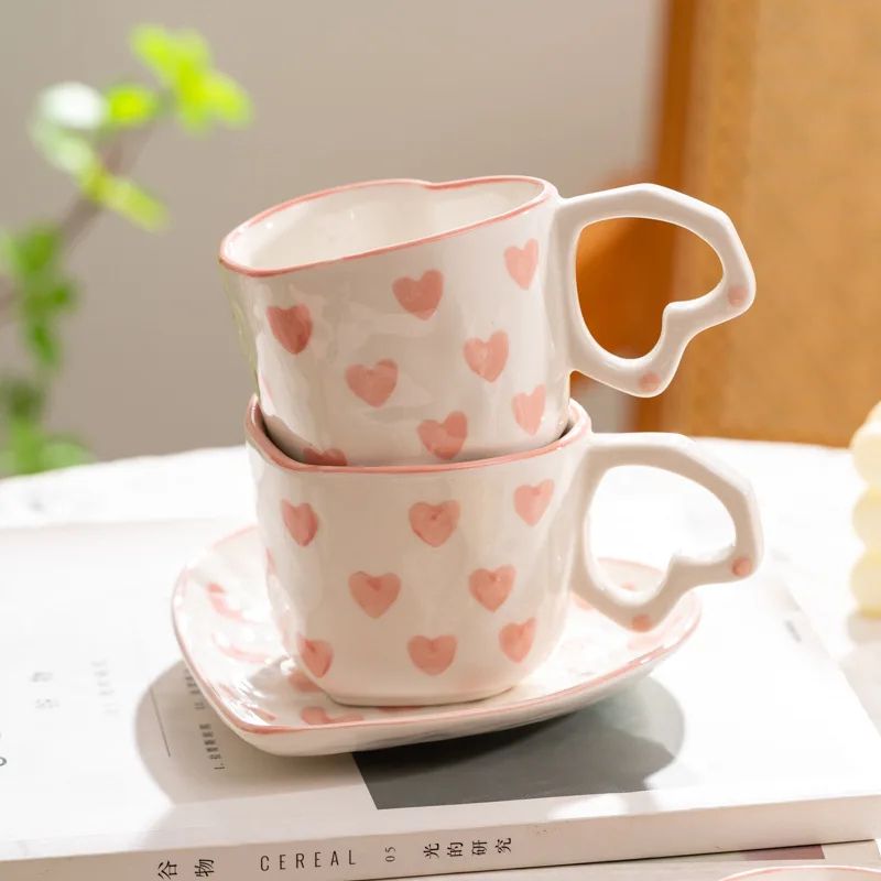 Hand-Painted Ceramic Heart Handle Mug (201–300ml) – Romantic Love Coffee & Tea Cup
