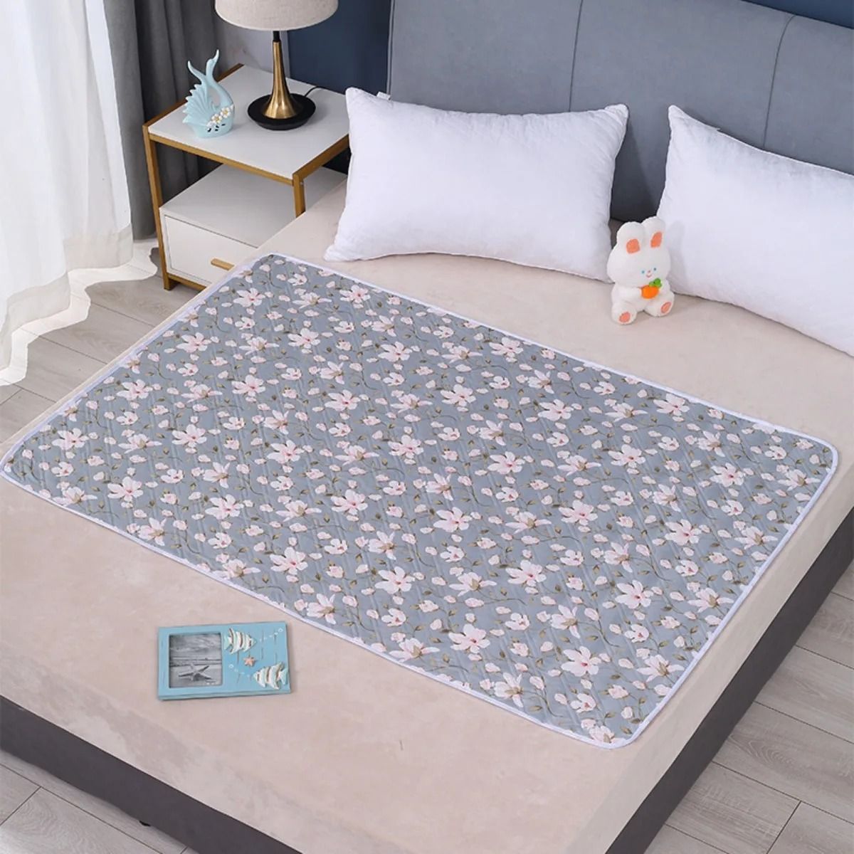 4 Layer Baby Changing Mats Waterproof Cartoon Washable Pad for Night and Menstrual Protection