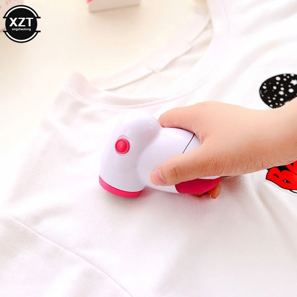 Mini Electric Lint Remover for Clothes and Blankets