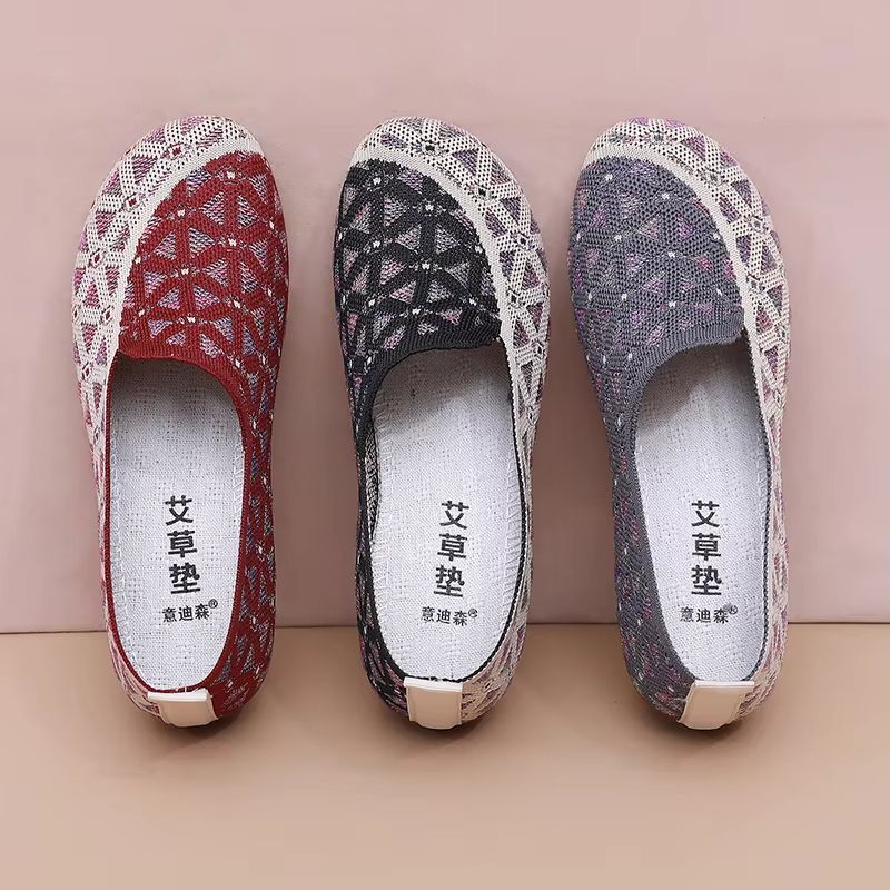 Women's Slip On Walking Shoes Lightweight Soft Sole Non Slip Casual Flats