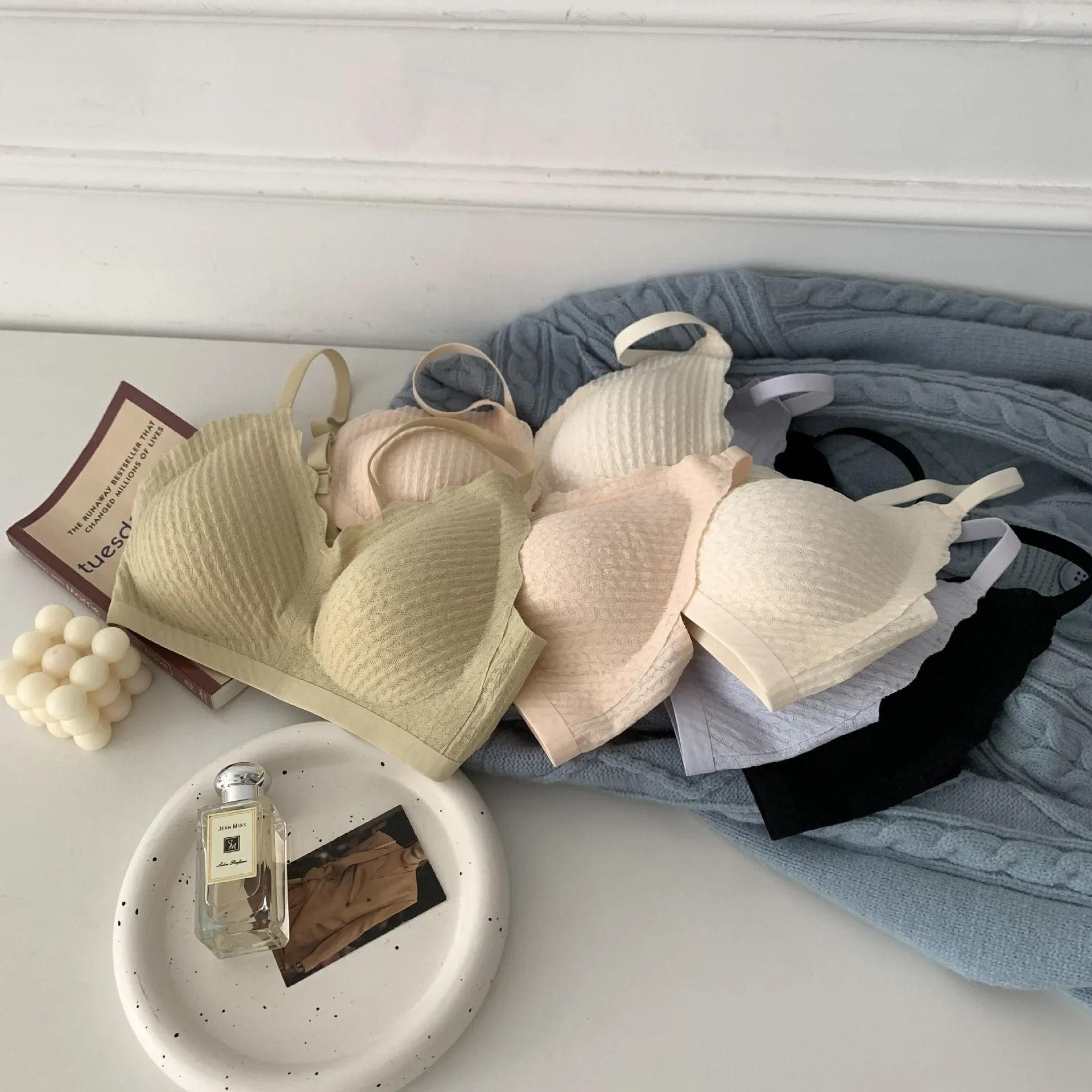 Seamless Anti Sagging Support Bra for Women with Big Bust Comfortable Wireless Lift