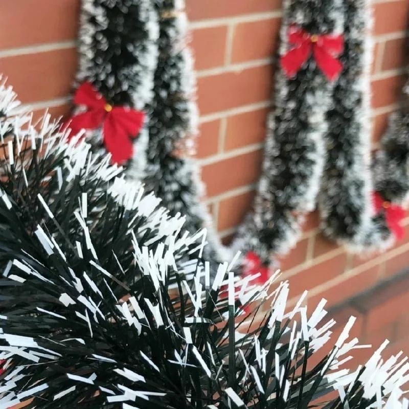 2m Classic Christmas Ribbon Garland for Tree, Mantel & Party Decor