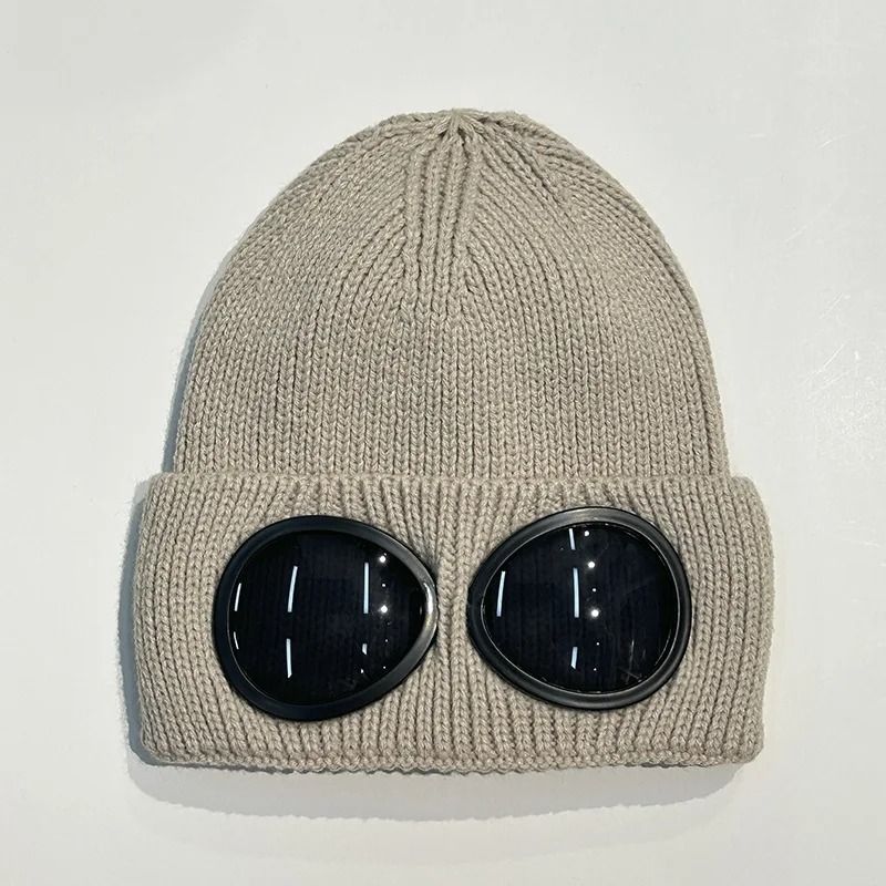Thermal Knitted Beanie with Integrated Protection Glasses