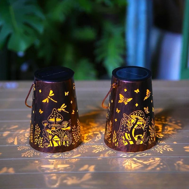 Solar Hollow Iron Hummingbird Lantern | Waterproof Outdoor Courtyard Garden Projection Decor