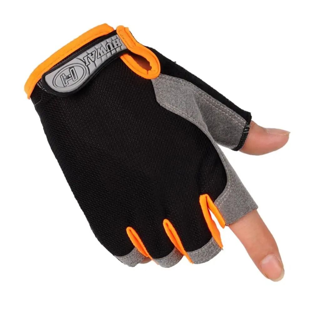 Breathable Half Finger Cycling Gloves for Men and Women Sports Use