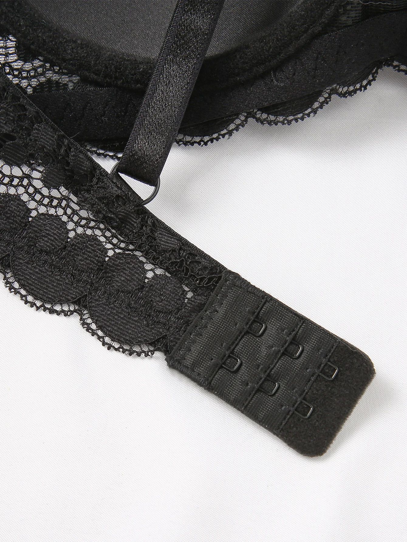 EleganceLift Lace Push-Up Bra – Underwire 3/4 Cup for B–D Cups