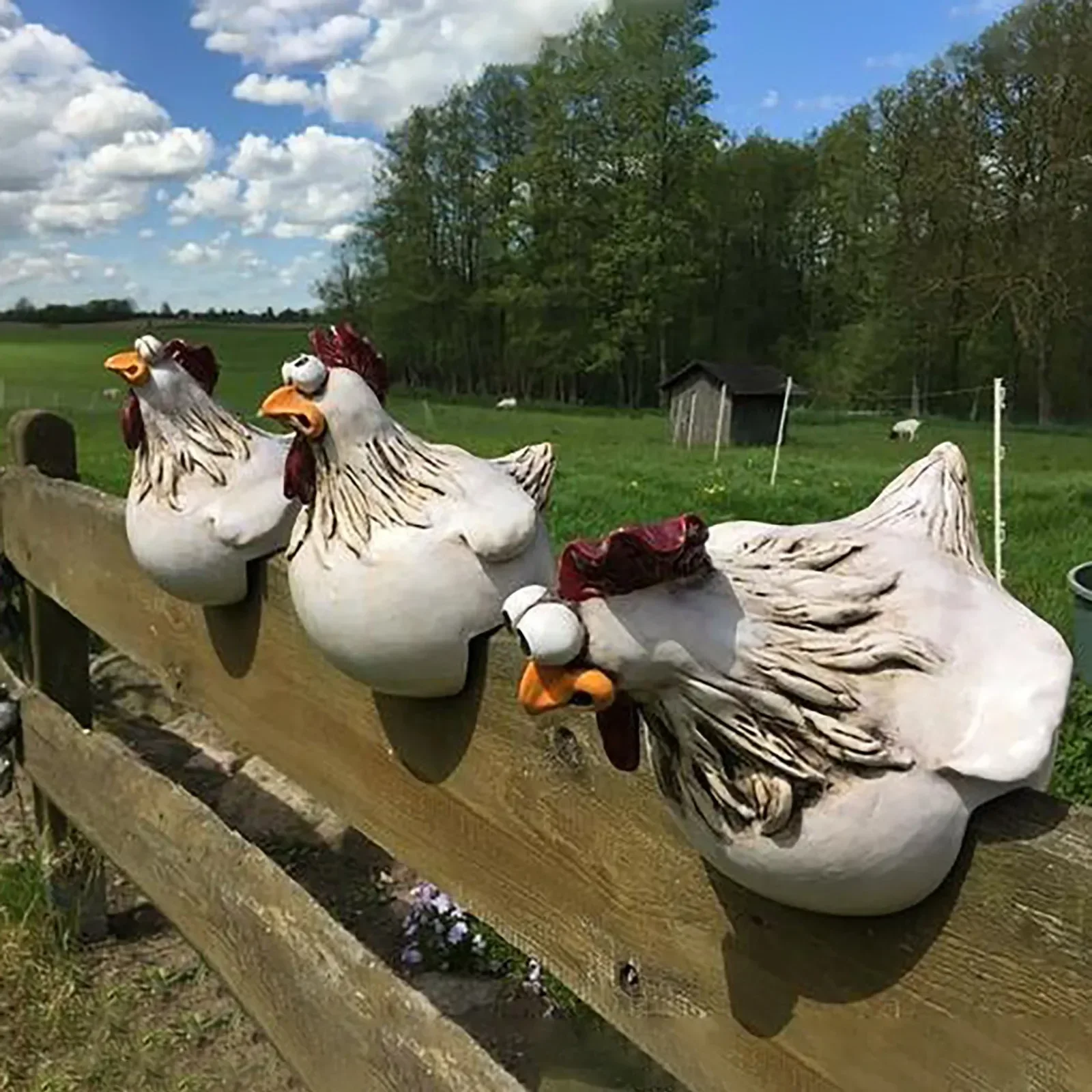 Funny Chicken Fence Decor Statues, Resin Garden Farm Yard Chicken Hen Sculpture Art for Courtyard & Home Decoration