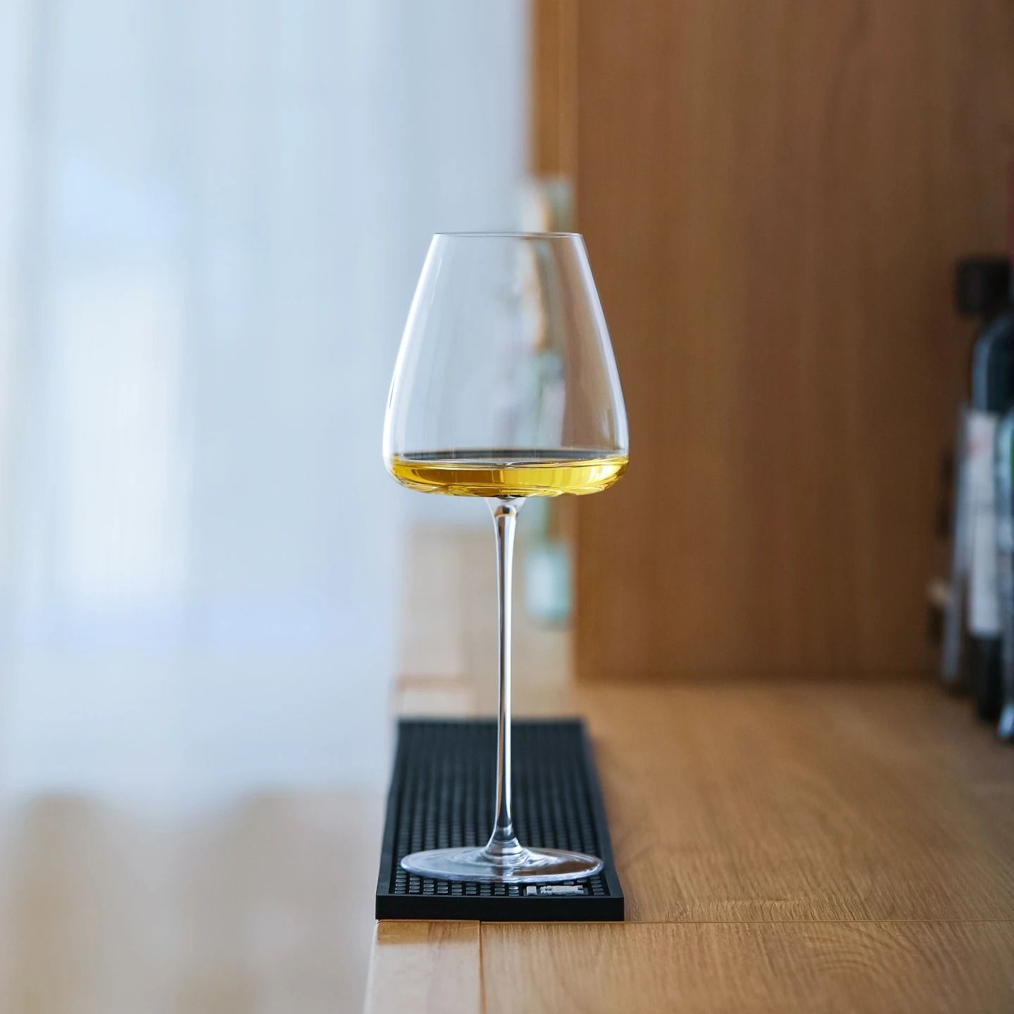 Handmade Ultra-Thin Crystal Wine Goblet | Concave Bottom Series