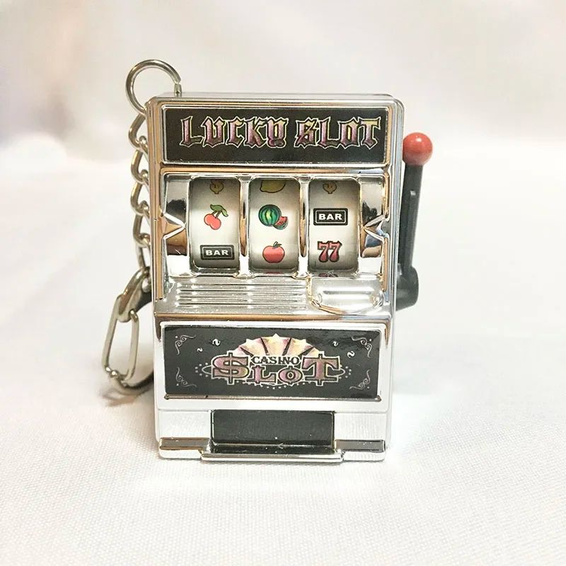 Simple Fashion Trend Slot Machine Keychain, Creative Fruit Machine Toy & Personalized Car Pendant Gift