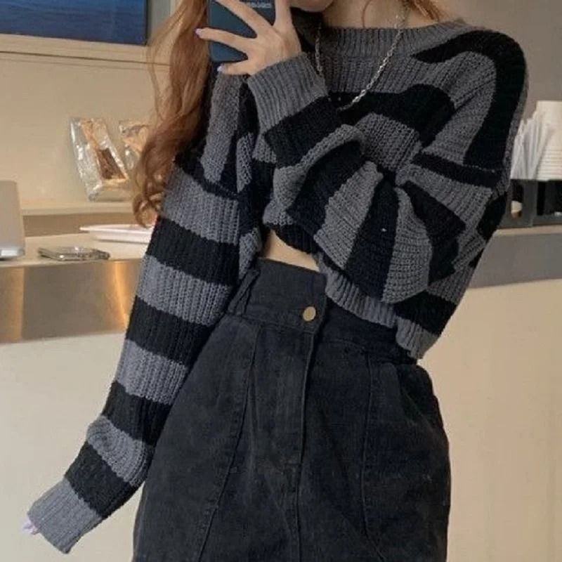 Korean Style Striped Cropped Sweater – Vintage Oversized Knit Jumper for Autumn & Winter