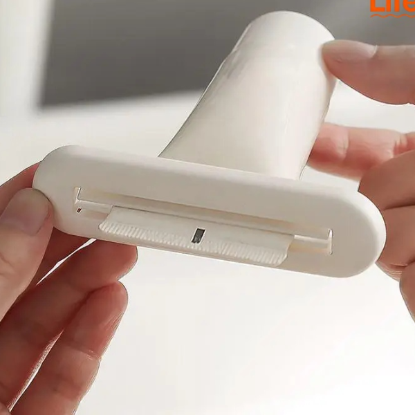 Facial Cleanser Hand Cream Squeezer Toothpaste Clip Household Manual Rolling Squeezer
