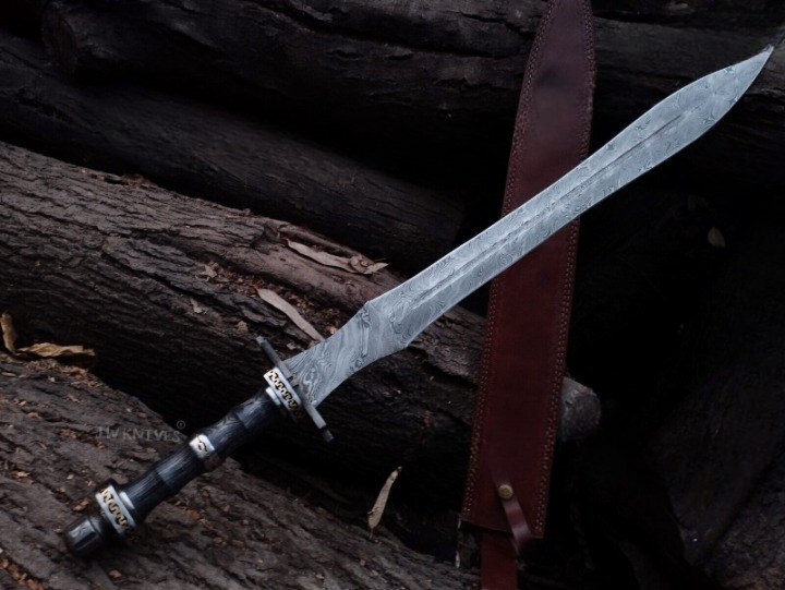 Anniversary Gift: Viking Battle-Ready Sword with Damascus Steel Blade