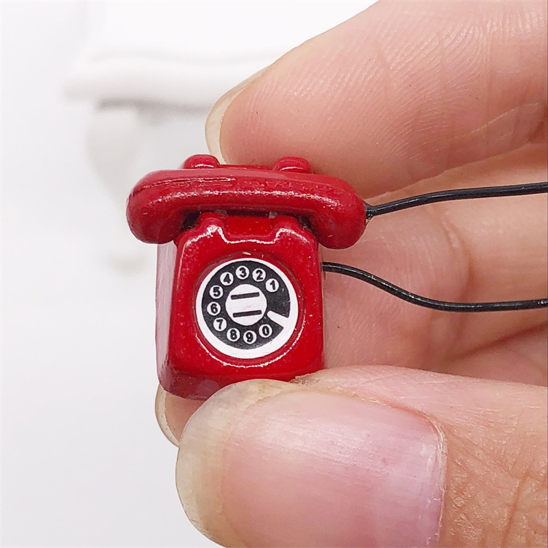 Mini Phone Model Alloy Retro Rotating Phone for Doll House Furniture Miniature Food and Play Scene Model Toys