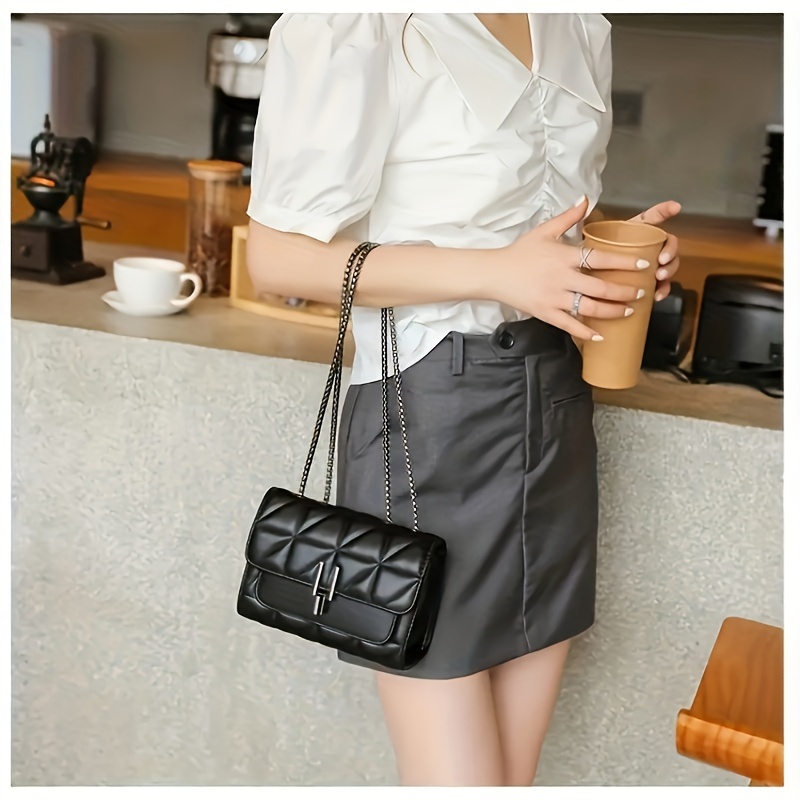 Elegant Black Mini Tartan Crossbody Bag with Adjustable Shoulder Strap