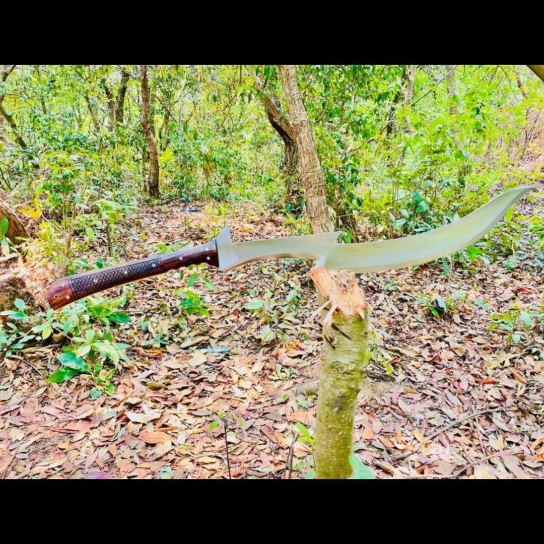 Custom Handmade Tactical Sword Full Tang Viking Sword Carbon Steel Hunting Sword