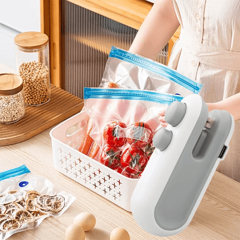 Mini Handheld Heat Bag Sealer – Portable Food Saver Clip for Plastic Snack and Storage Bags