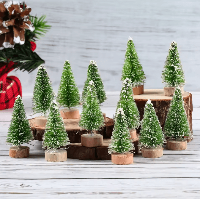 Mini Sisal Christmas Tree Tabletop Decor with Wooden Base