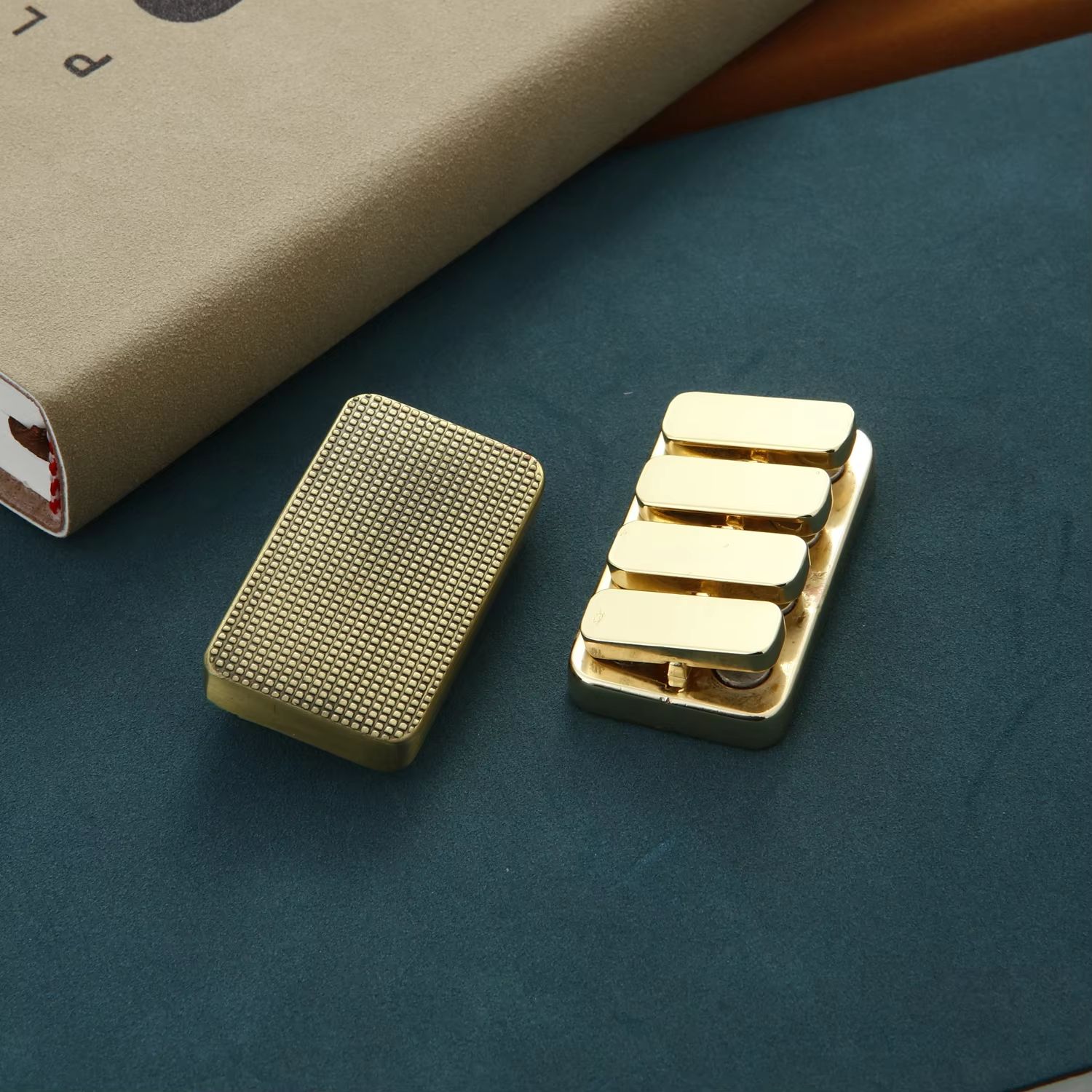 Magnetic Metal Fidget Slider Push Card – Premium EDC Desk Toy