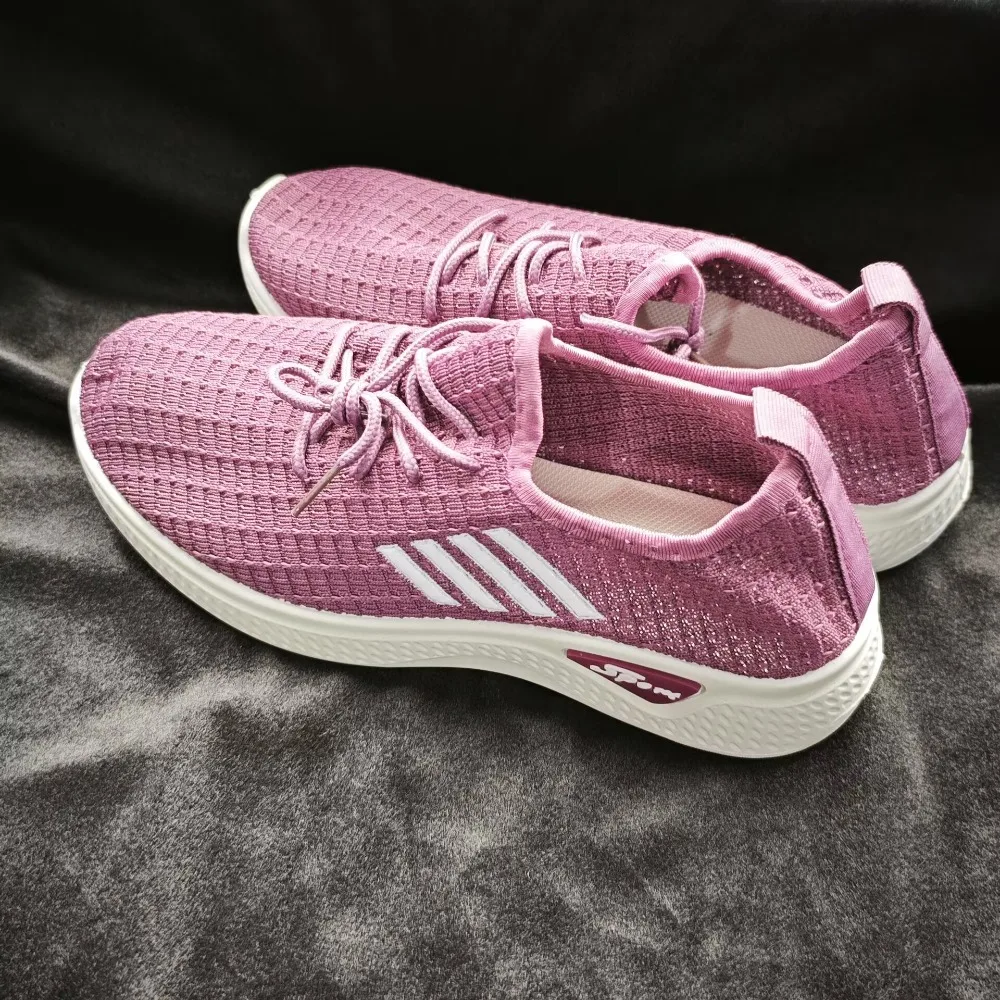 Spring and Summer Women's Low-Top Running Sneakers with Air Mesh New Trendy Mesh Women Flat Shoes