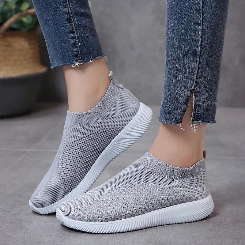 Breathable Mesh Platform Sneakers Slip On Lightweight Casual Sports Shoes