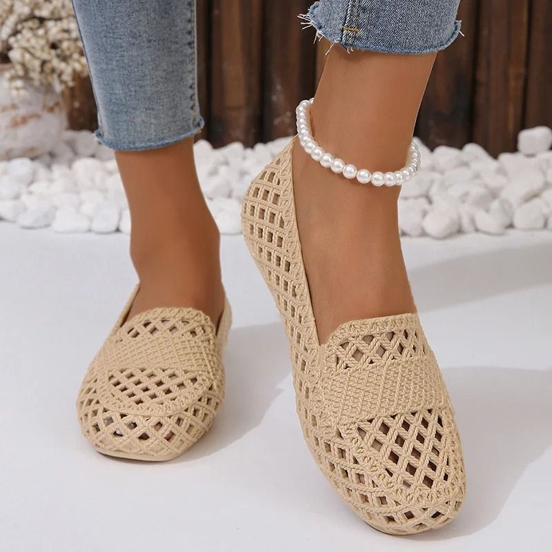 Womens Flat Sole Casual Sandals with Non Slip Toe Cap