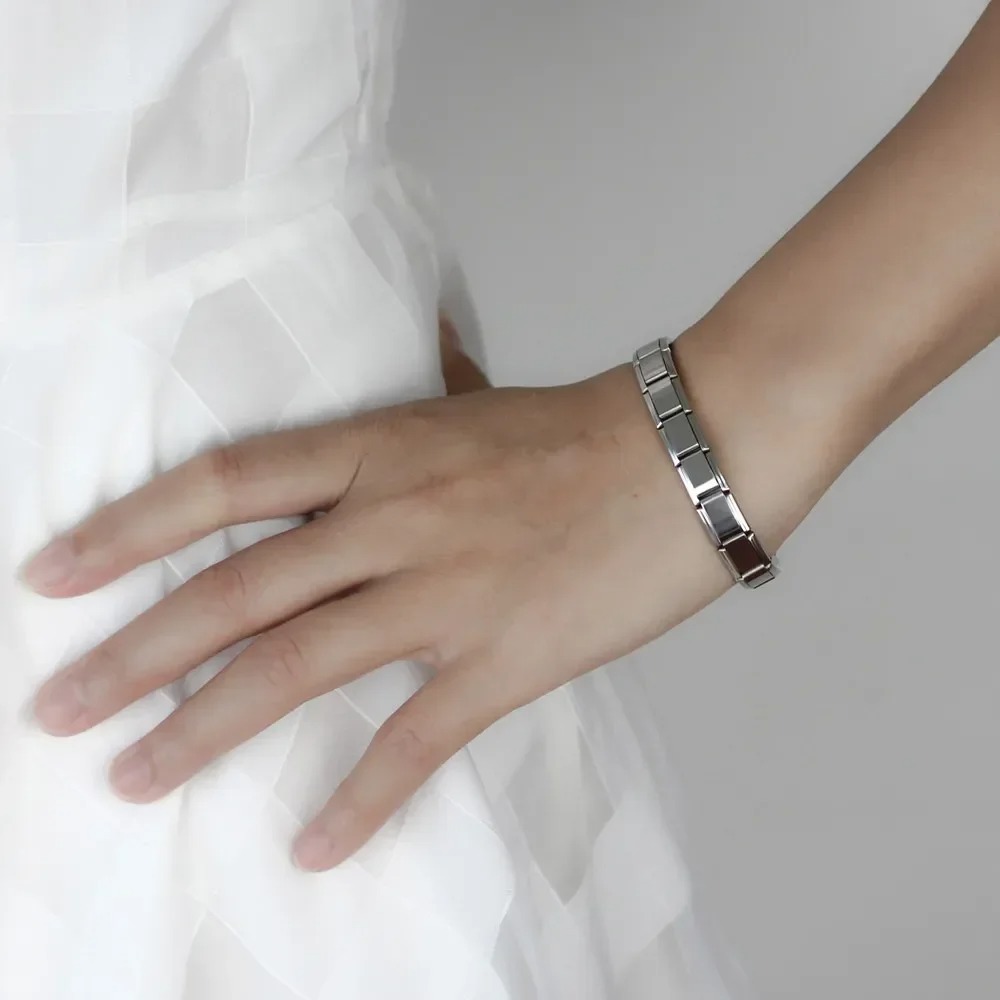 Elegant Women's Stainless Steel Charm Bracelet – 9mm Italian Elastic Bangle