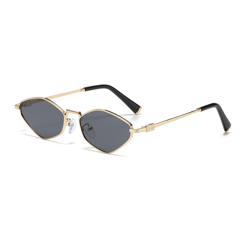 Rhombus Shaped Metal Sunglasses for Women with UV Protection Street Photography Ready
