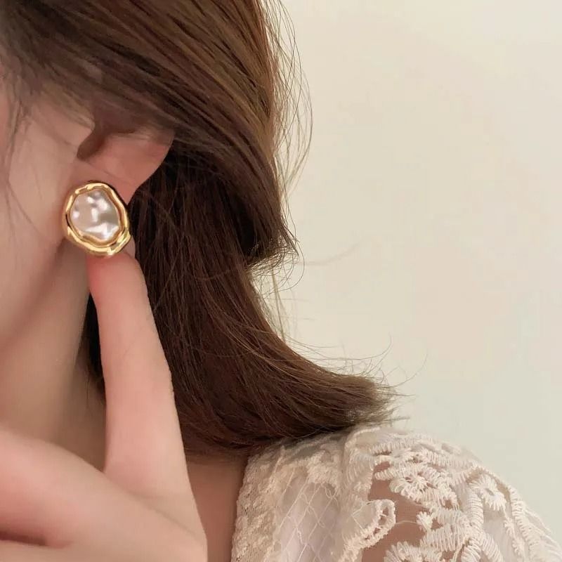 Modern Metal Pearl Stud Earrings