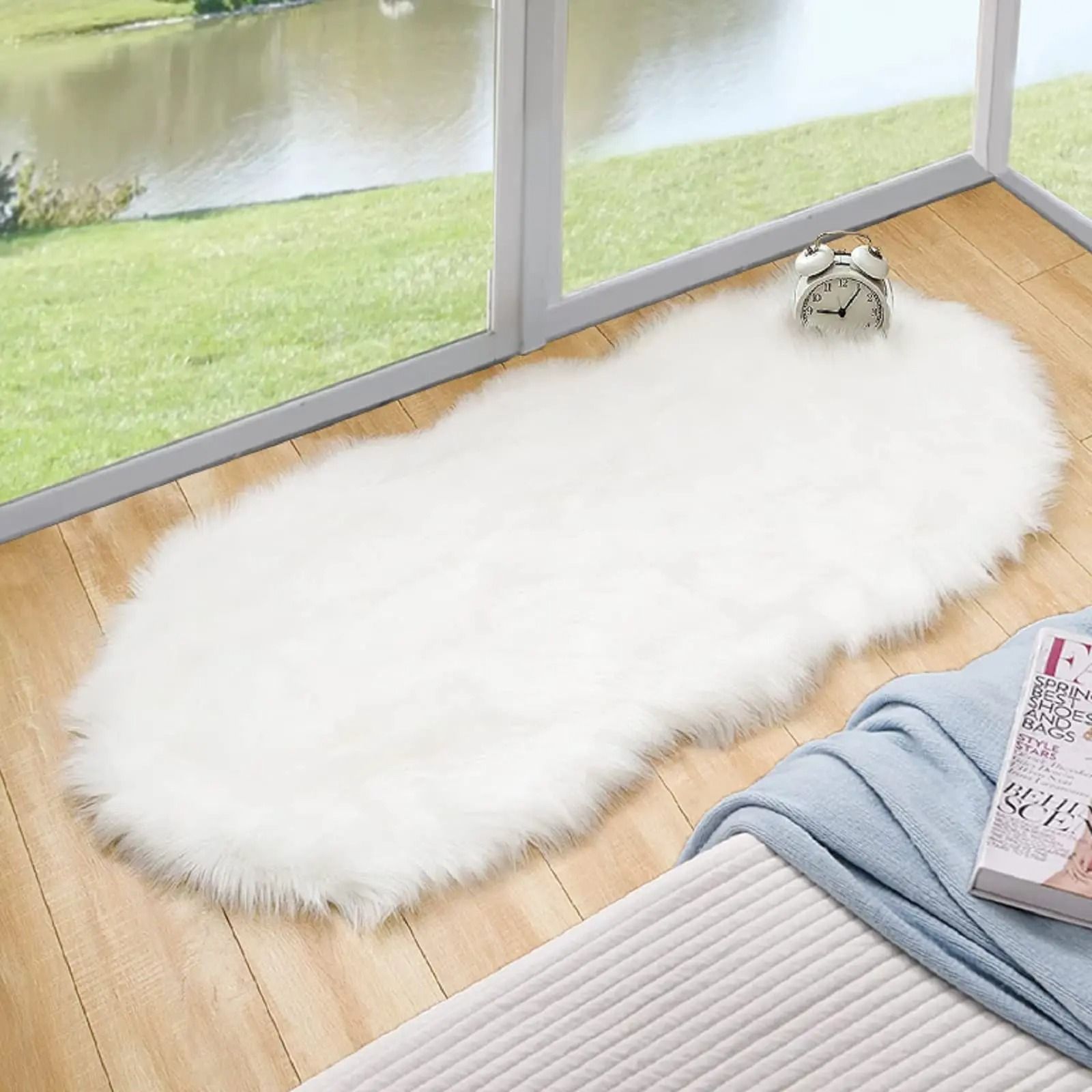 White Faux Sheepskin Fuzzy Rug | Premium Shag Bedside Fur Carpet | Executive Living Room & Nursery Sanctuary Decor