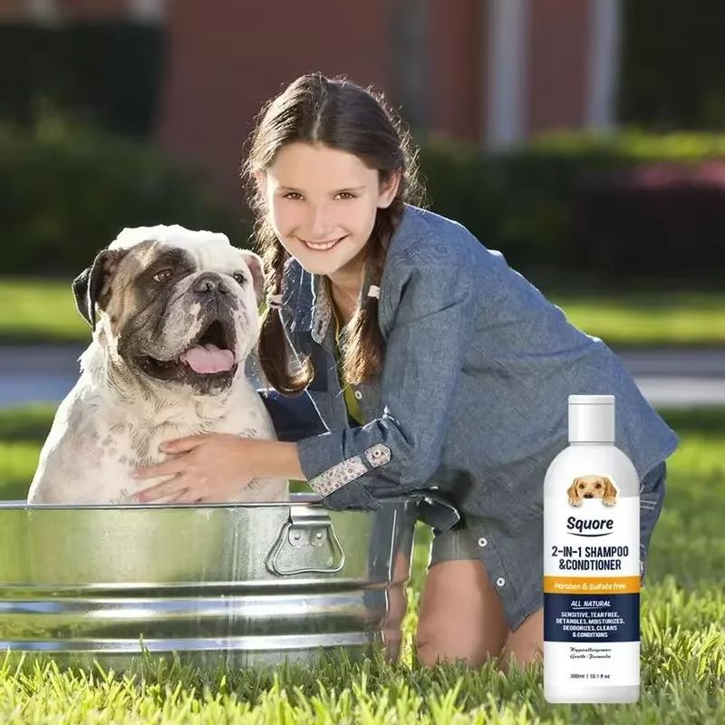2 in 1 Puppy Shampoo and Conditioner for Sensitive Skin – Natural Moisturizing Dog Grooming Wash