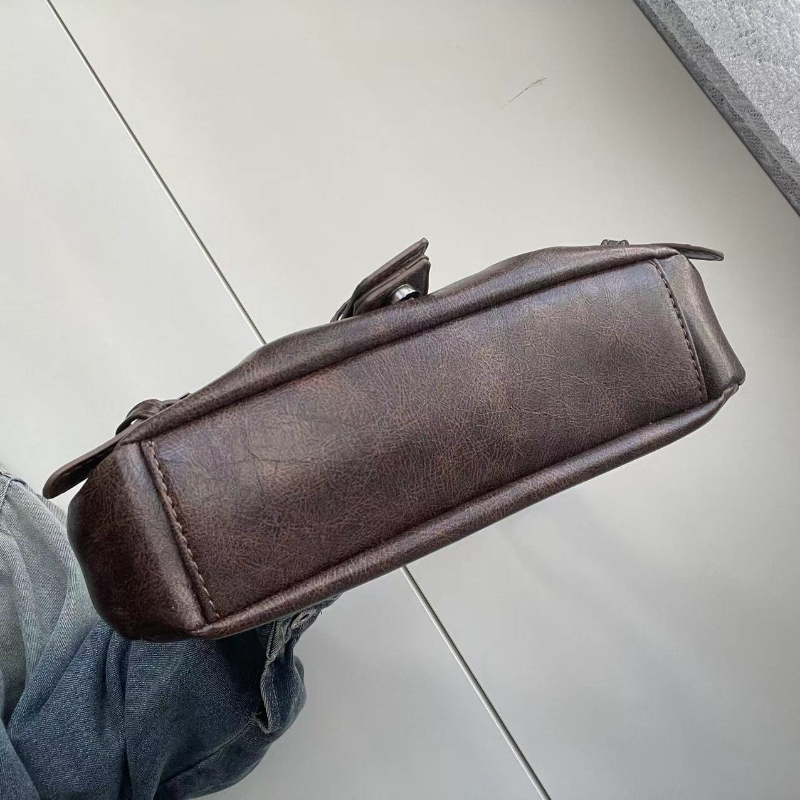 Vintage Leather Shoulder Bag Retro Armpit Purse for Women