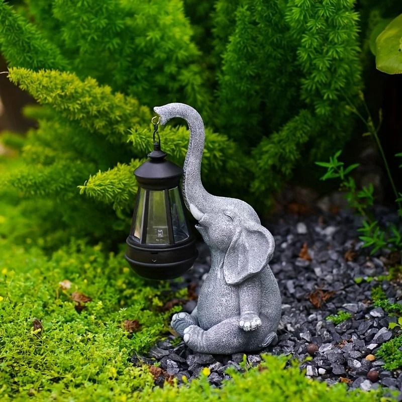 Solar Animal Garden Statue with Lantern – Elephant or Giraffe Resin Figurine