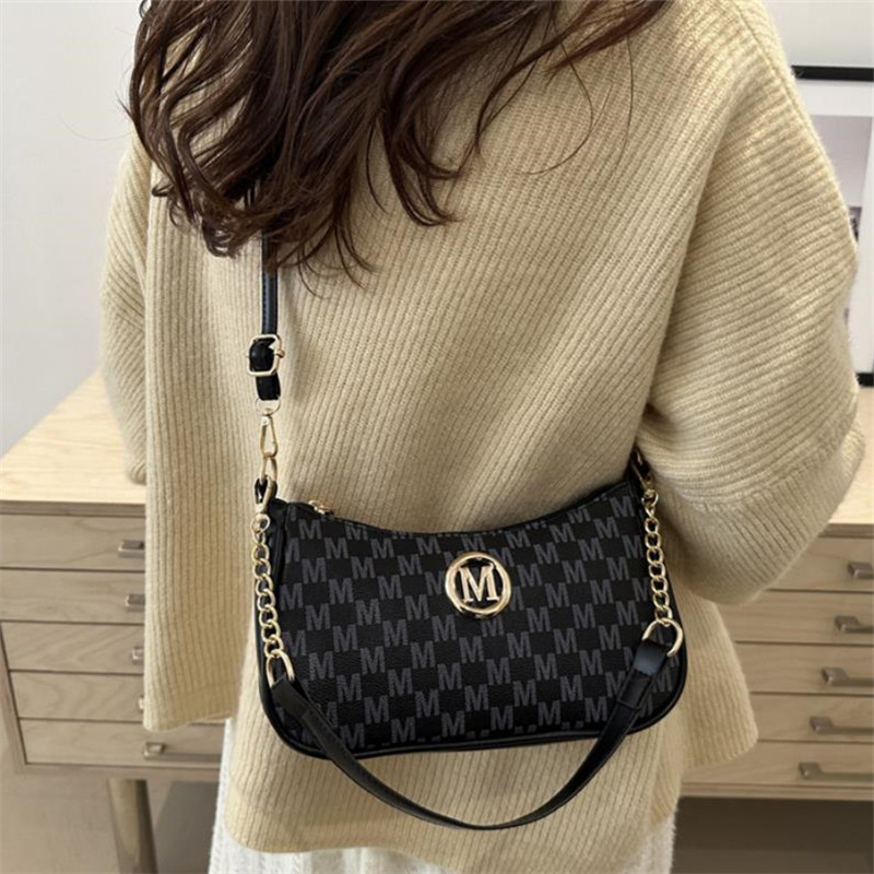 Vintage Style PU Leather Crossbody Bag Gold Letter Tote Synthetic Leather Shoulder Purse