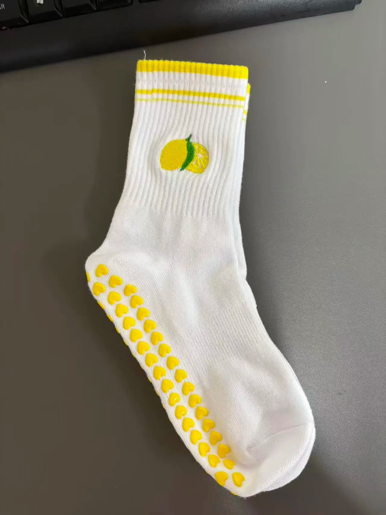 Womens Knitted Embroidered Non-Slip Yoga Socks EU 36–43 – Silicone Grip Pilates & Fitness Mid-Calf Socks