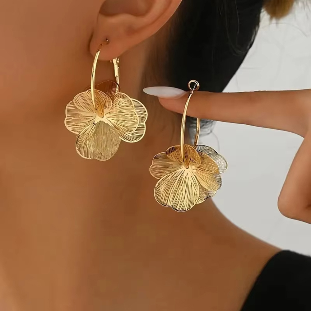 Exquisite Butterfly Flower Pendant Earrings, Golden Vintage Earring, Fashion Wedding Party Jewellery Accessories