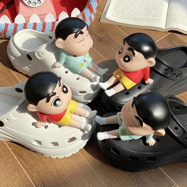 Crayon Shinchan Shoe Charms Anime Cartoon Buckle Decorations