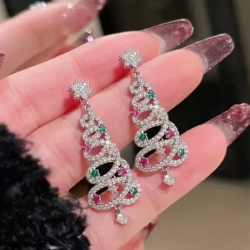 Festive Christmas Tree Earrings for Women – Vibrant & Eye-Catching Holiday Jewelry