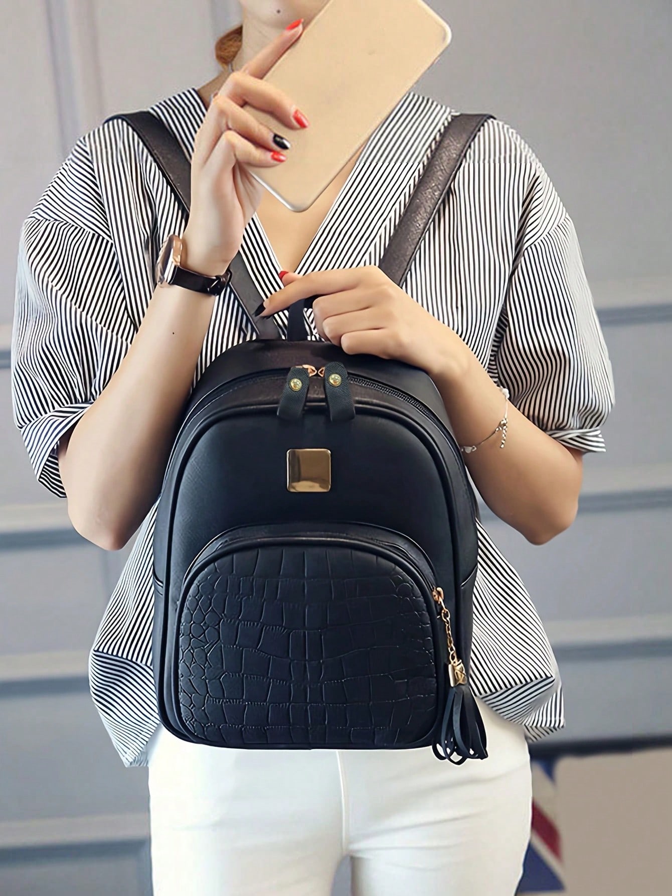 Fashionable Lychee Pattern Backpack for Women Perfect for Commuting & Travel