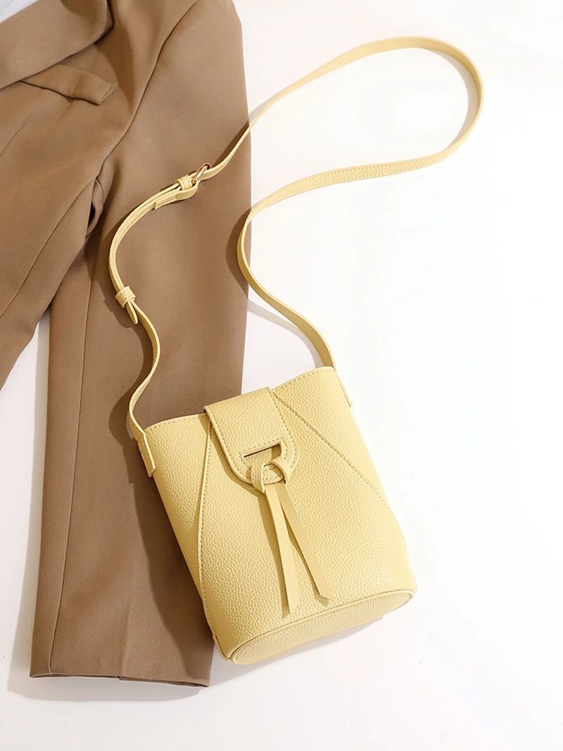 Everyday Chic Womens PU Leather Shoulder & Large Capacity Crossbody Bag – Stylish Womens Handbag Purse