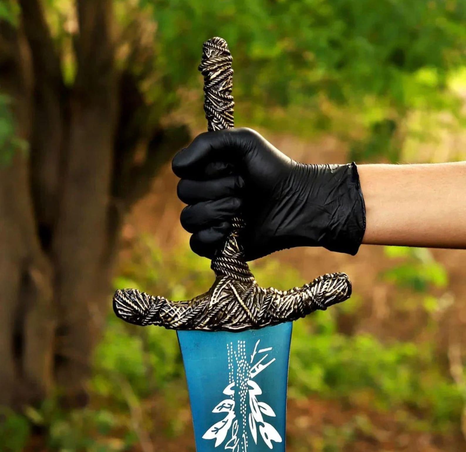 Glowing Blue Moonlight Great Sword | 38 Inch Handcrafted Fantasy Collector Blade