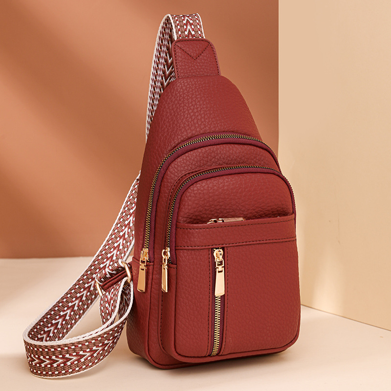 Fashionable Retro Womens Bag PU Leather Crossbody Chest Bag with Zipper