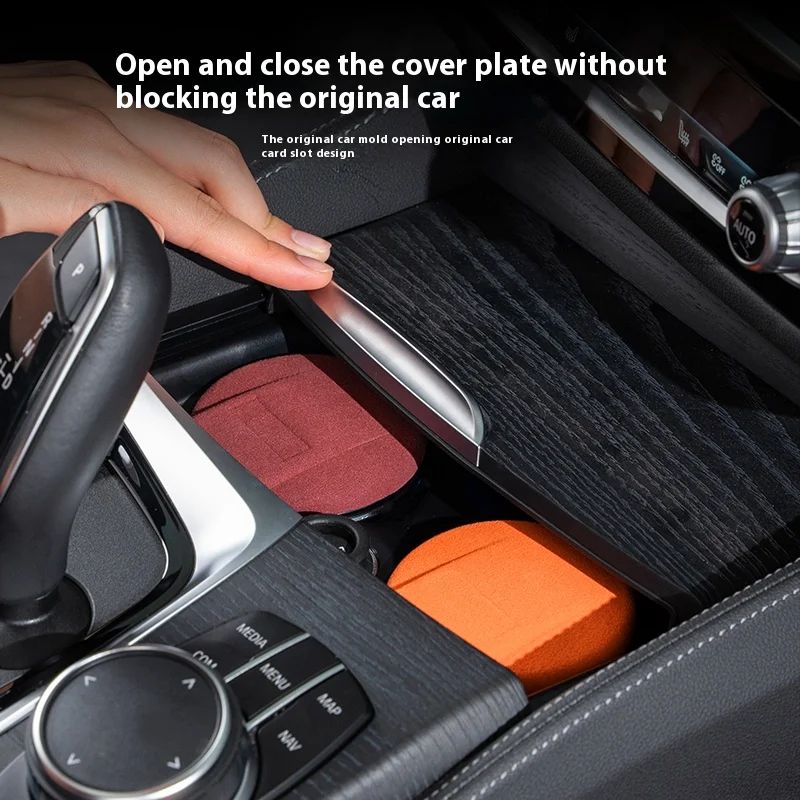 Luxury Suede Leather LED Car Ashtray With Ceramic Liner