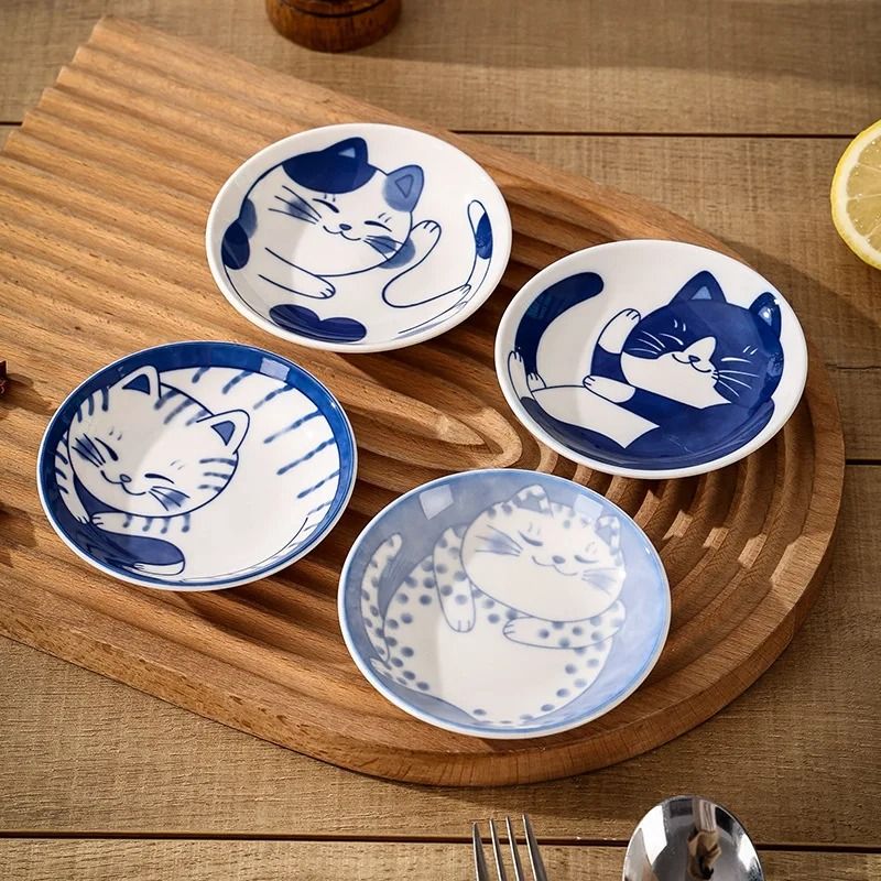 Japanese Style Ceramic Dessert Sauce Dish with Lucky Cat Design