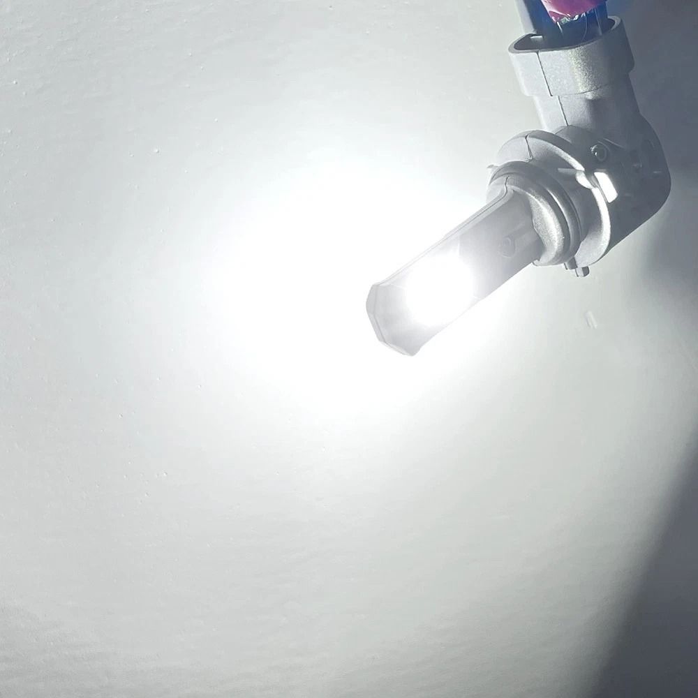 LED Headlight Kit Combo, Super Bright Low Beam Bulb, White Light, Long-Lasting and Easy Installation for Vehicles