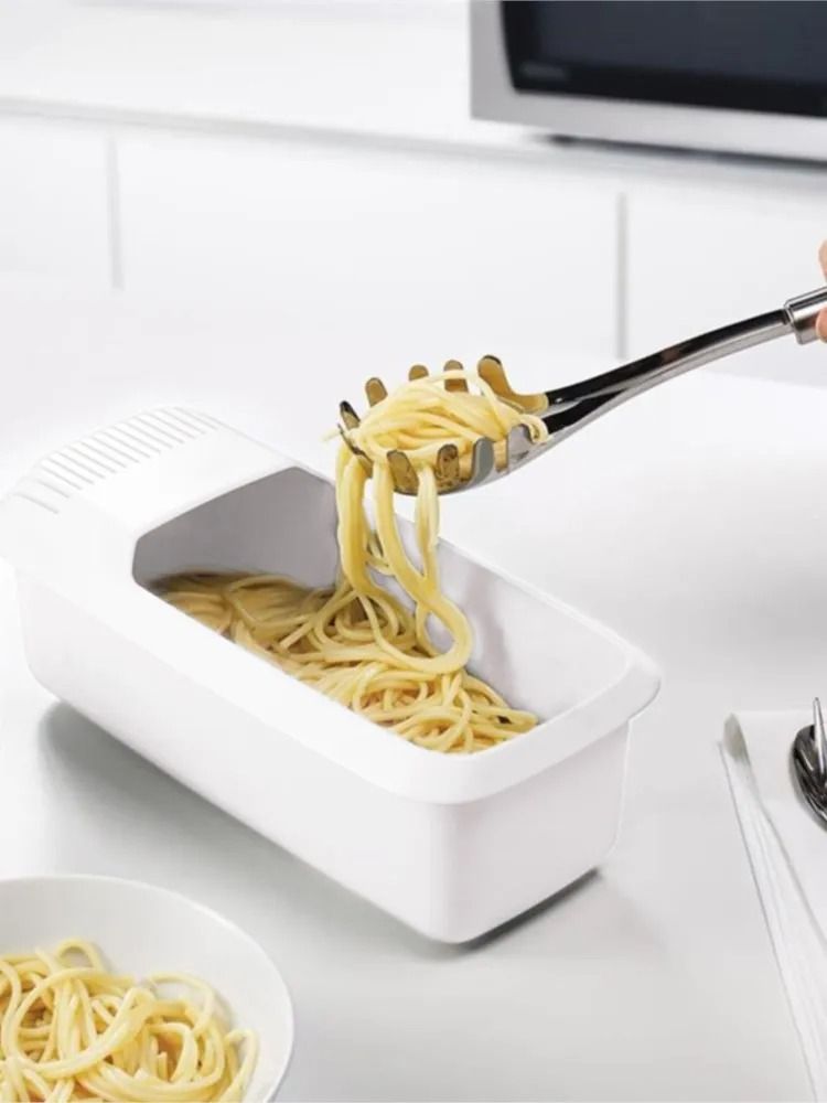Eco Friendly Microwave Pasta Cooker with Strainer Noodle Cooking Container