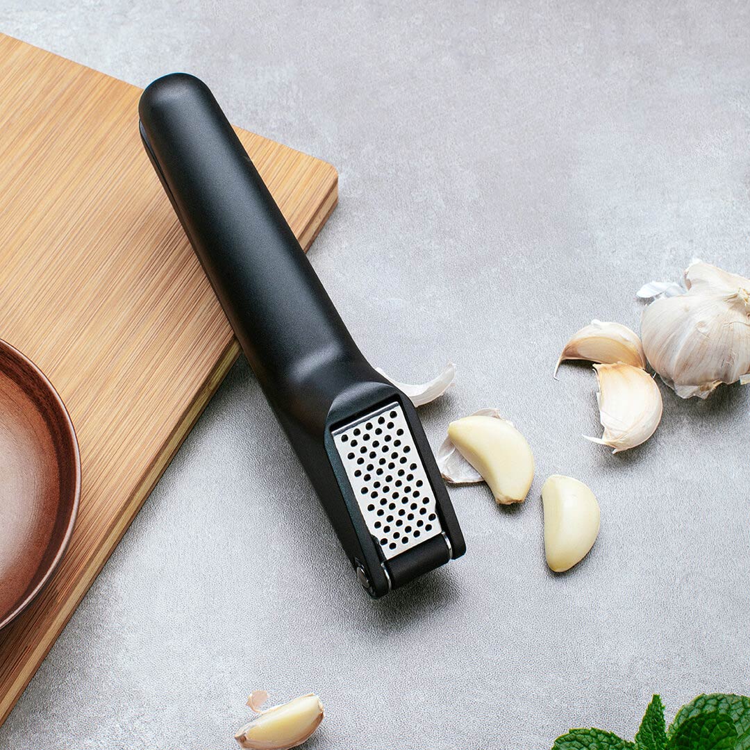 Detachable Press Metal Garlic Mincer Crusher Easy to Clean Kitchen Tool