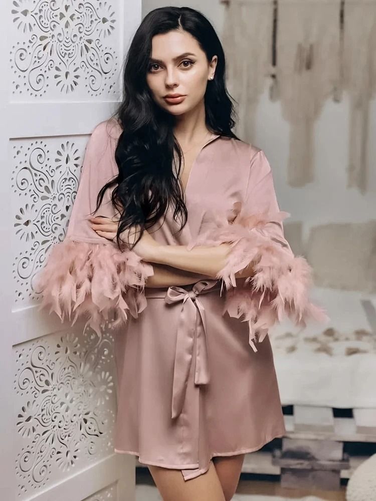 Luxurious White Feather Satin Robe – Professional Full Sleeve Bride Gown & Fur-Trimmed Nightgown