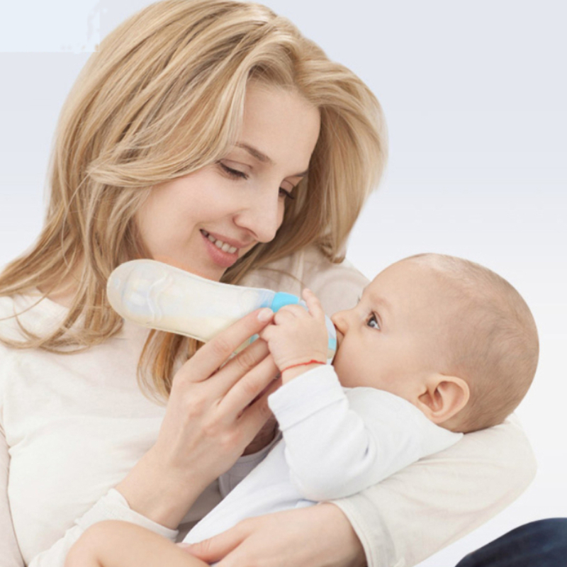 Squeeze Spoon Milk Feeding Bottle Cup, Safe Silicone Baby Bottle with Spoon, Rice Cereal Food Supplement Bottle