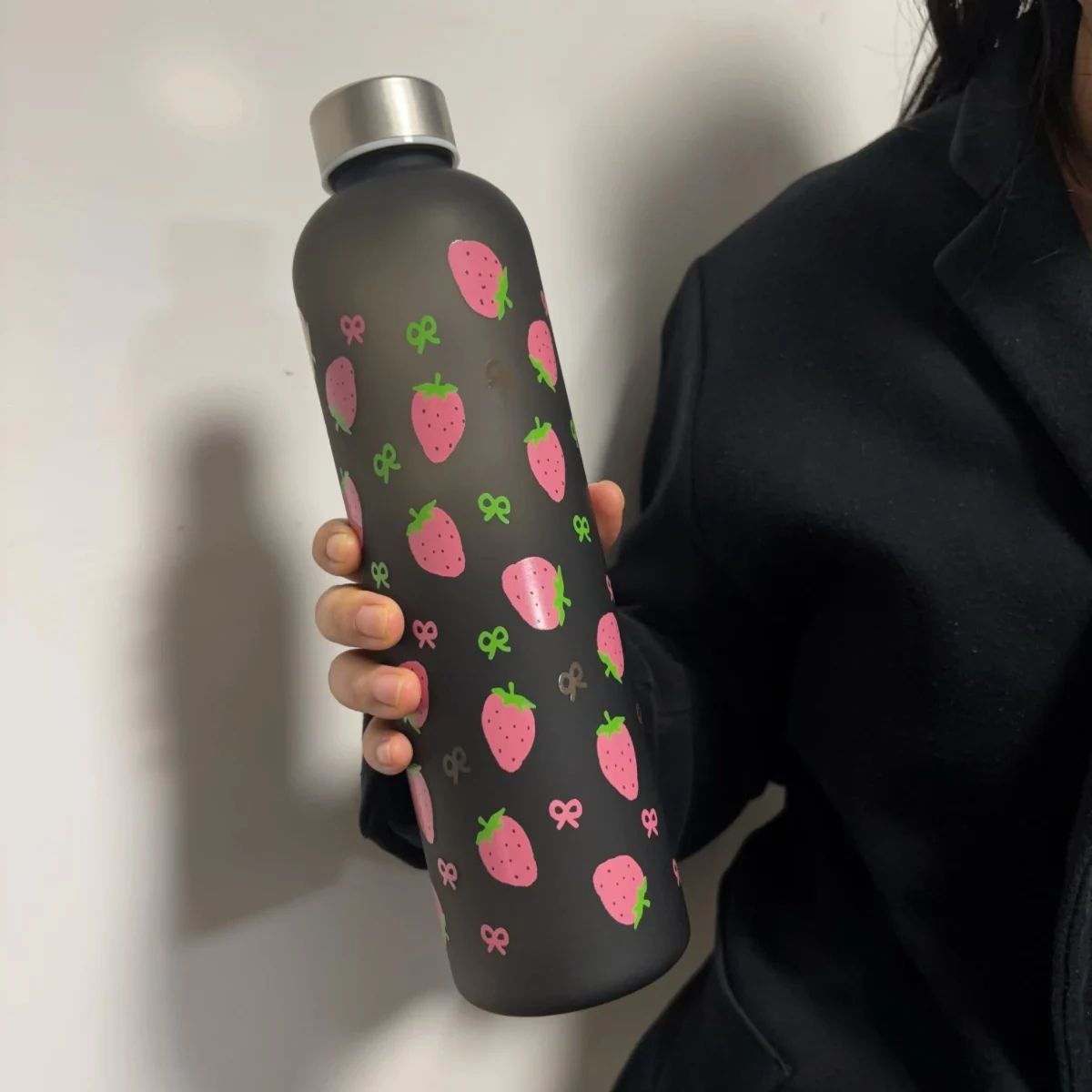 33.8oz Strawberry Pattern Water Bottle | Leak-Proof Reusable Portable Drink Bottle with Lid